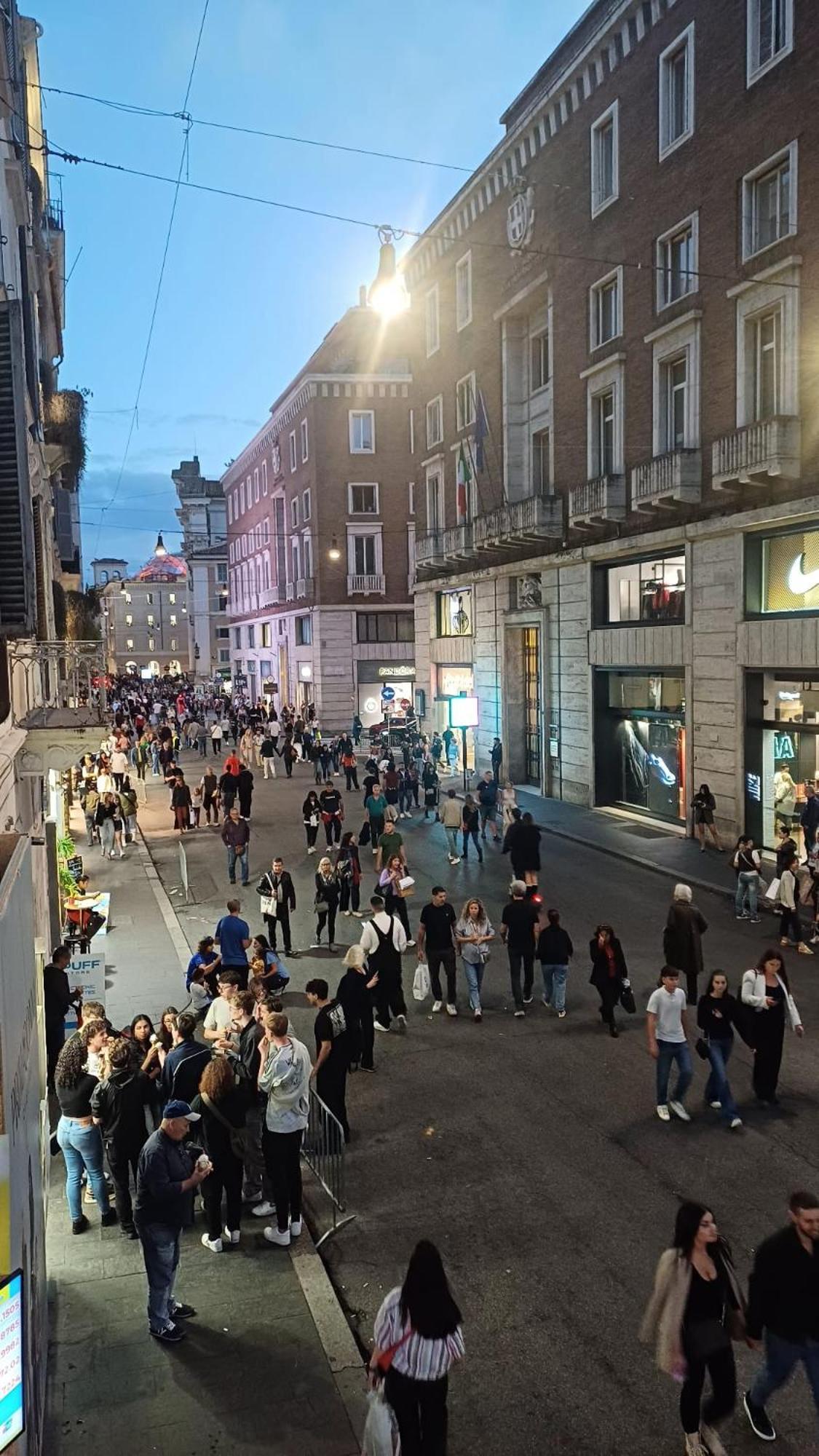 Nsm 71Viadelcorso Appartamento Con Terrazzo روما المظهر الخارجي الصورة